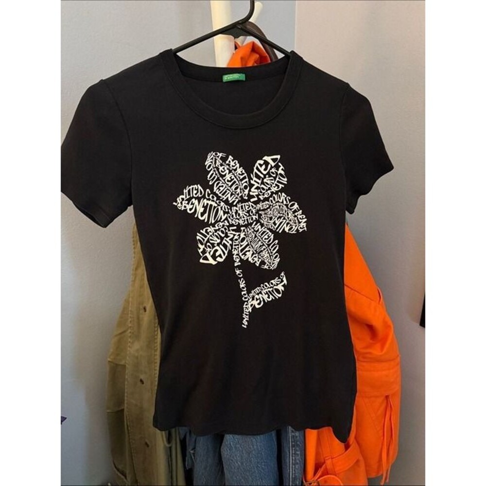 UNITED COLORS OF BENETTON Black Graphic T-Shirt